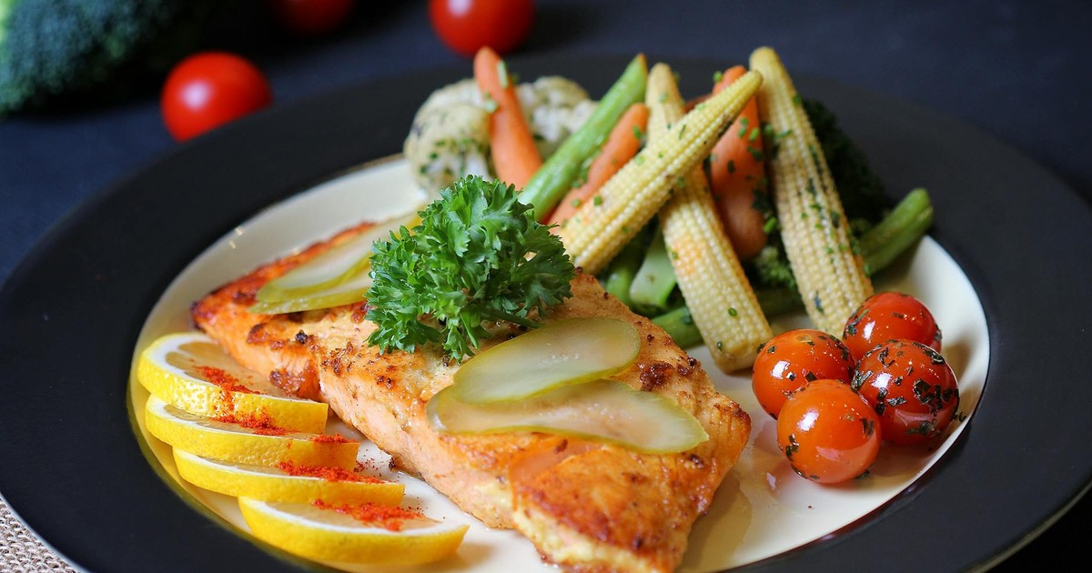 Navigating the Atkins Diet: A Modern Guide to Low-Carb Living