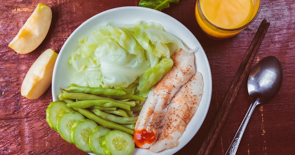 Navigating Very Low-Calorie Diets: A Short-Term Weight Loss Strategy with Key Considerations
